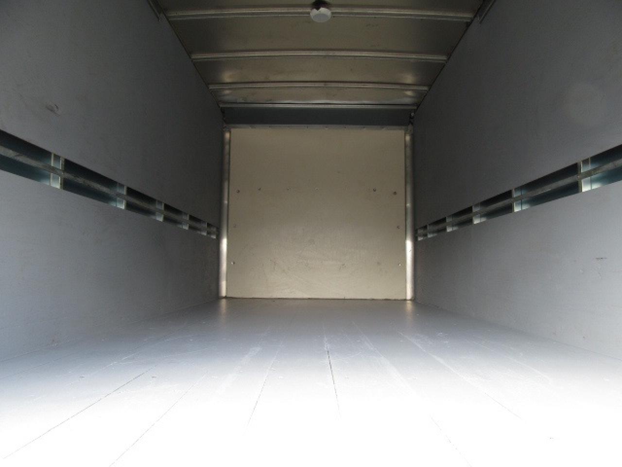 2024 Ford Transit Cargo Van 14 FT CUBE VAN WITH ALUMINUM BOX / RAMP Photo4