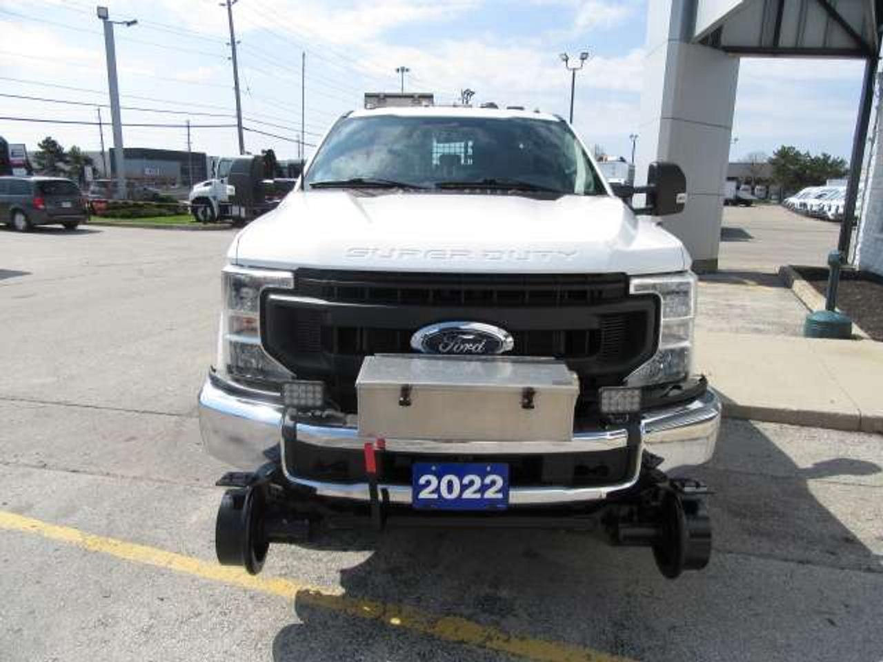 2022 Ford F-250 GAS 4X4 EXT CAB WITH HI-RAIL PACKAGE Photo