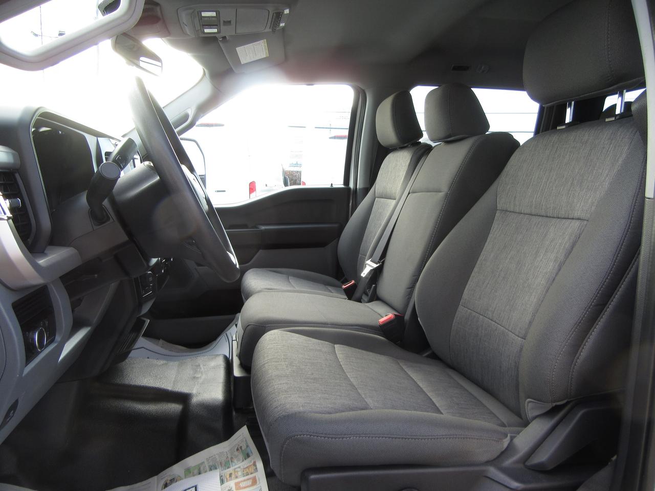 2023 Ford F-350 F-350 CREW CAB 4X4 DIESEL 8FT LONG BOX PICKUP Photo