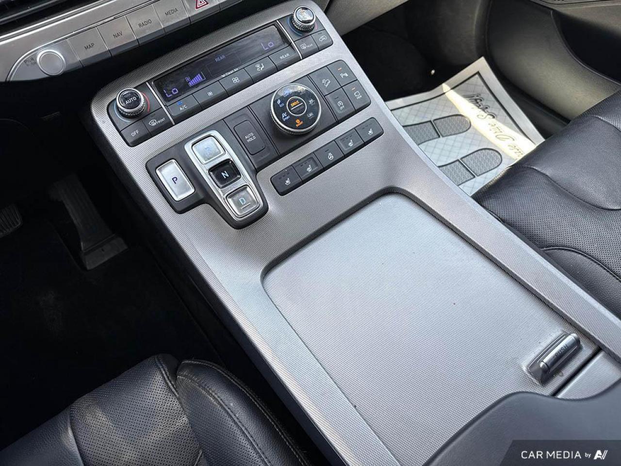 2021 Hyundai PALISADE Luxury 7 Passenger BACKUP CAM   BLUETOOTH   HTD & Photo