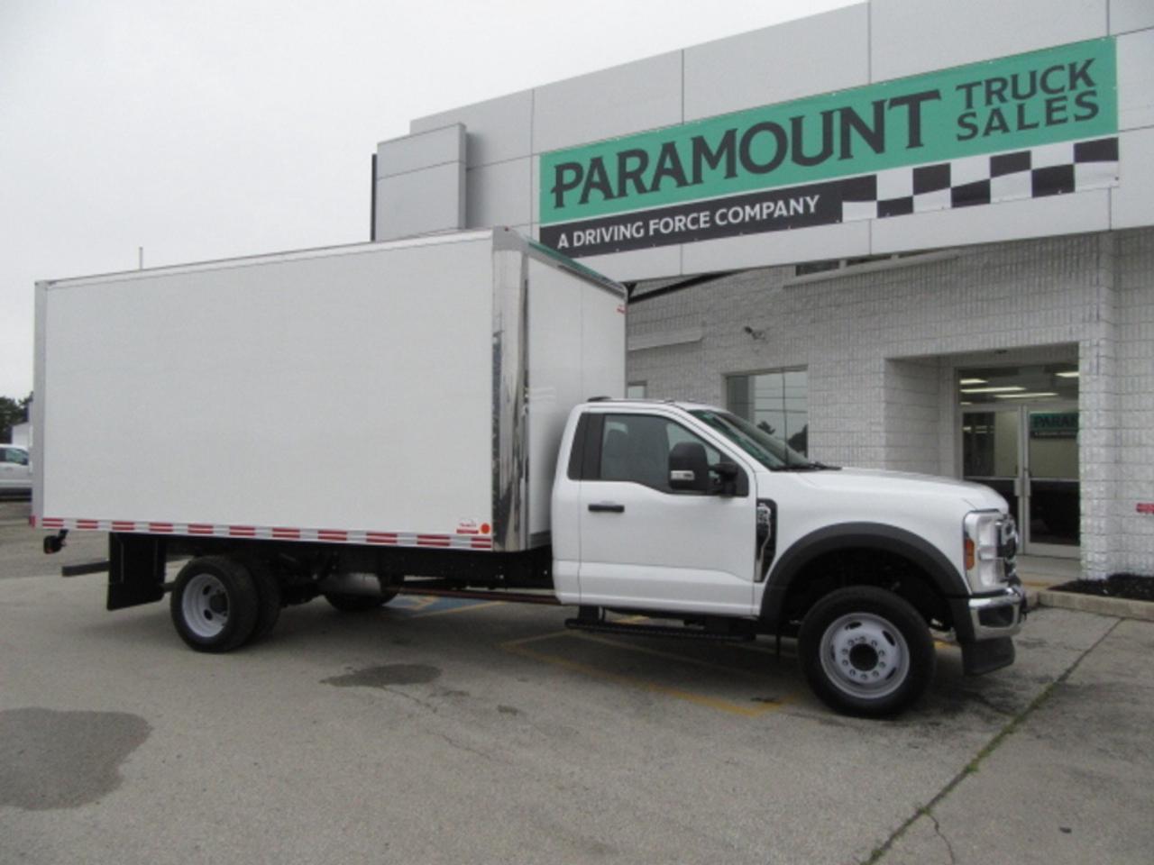 2024 Ford Super Duty F-550 GAS REG CAB 2WD WITH 16FT ALUMINUM BOX & RAMP Photo0