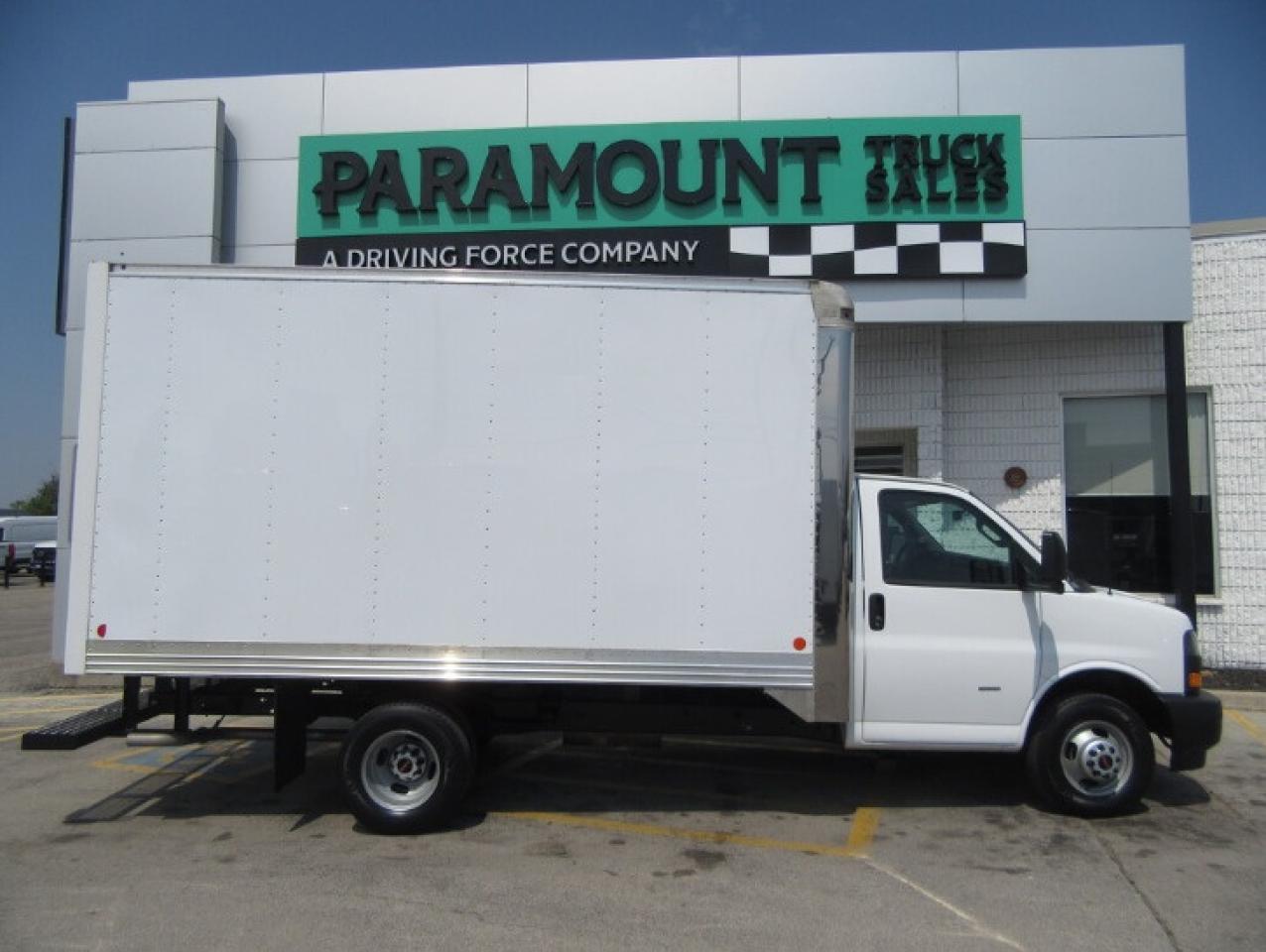 2023 GMC Savana Cargo Van GAS WITH 14 FT ALUMINUM CUBE VAN & ROLL OUT RAMP Photo