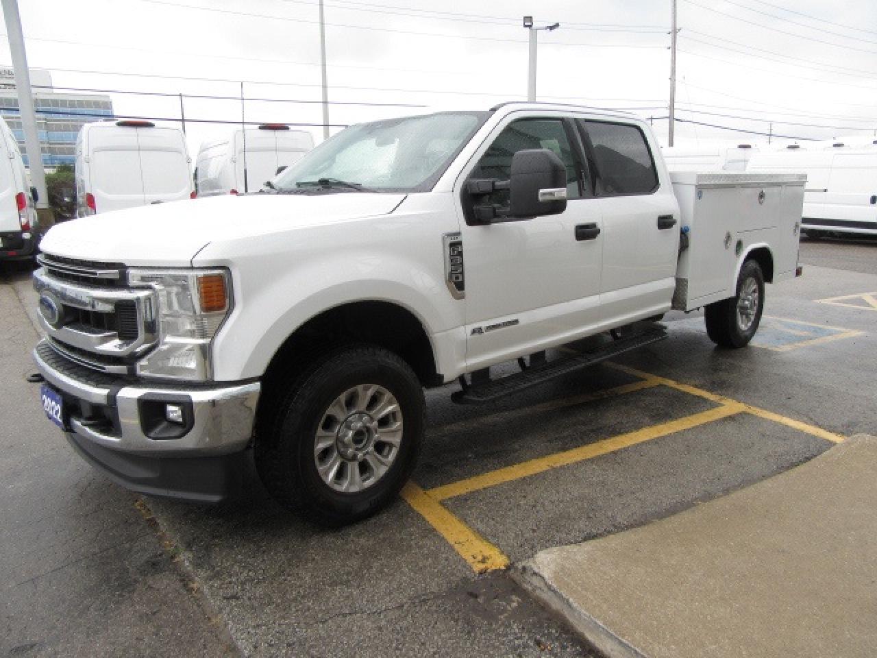 2022 Ford F-350 DIESEL CREW CAB 4X4 NEW SERVICE / UTILITY BODY Photo