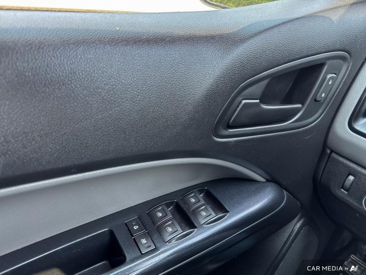 2021 Chevrolet Colorado WT BACKUP CAM   BLUETOOTH   POWER GROUP   SIRIUS X Photo