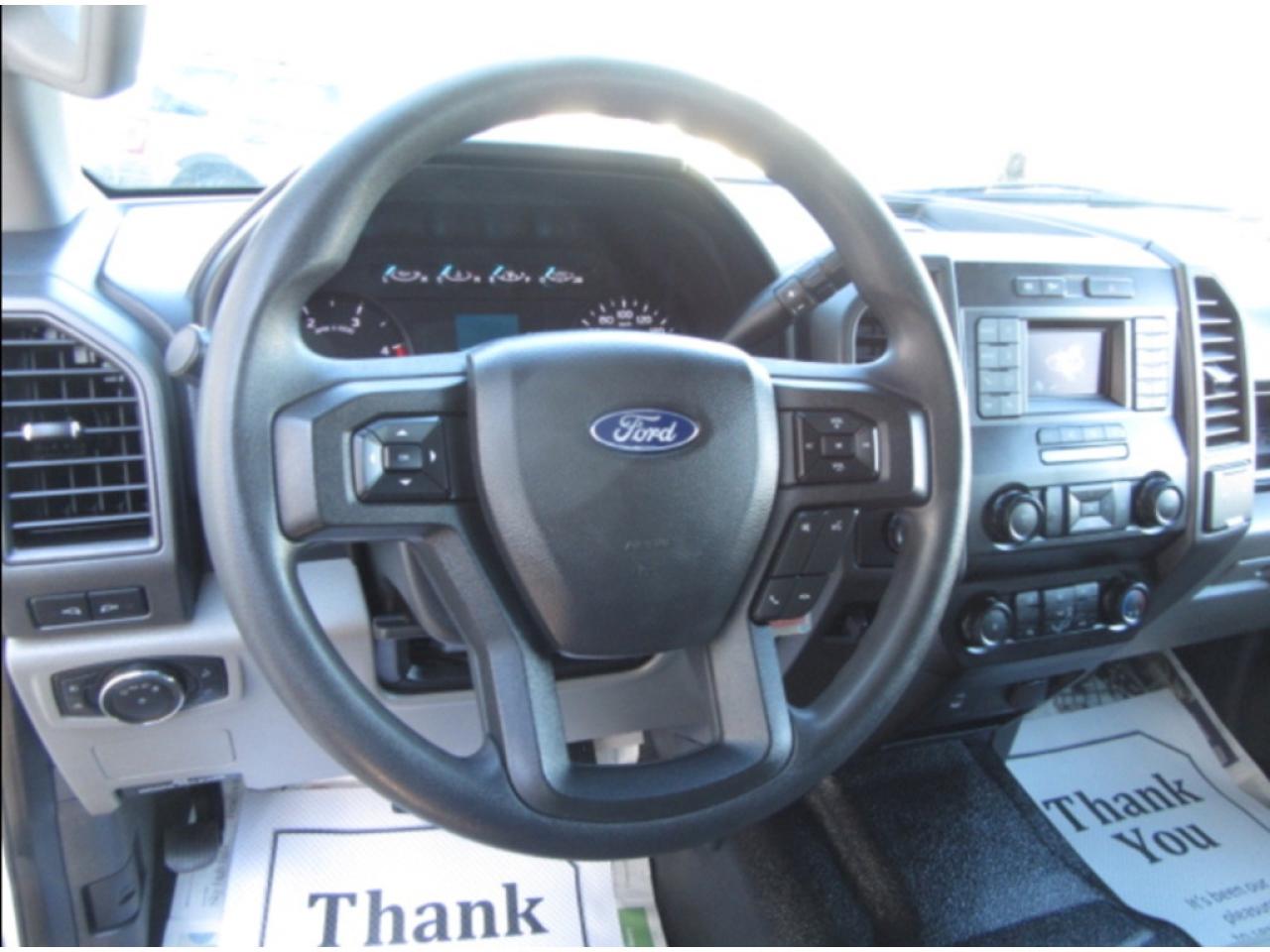 2022 Ford Super Duty F-550 4X4 CREW CAB DIESEL WITH 12FT STEEL DUMP BOX Photo