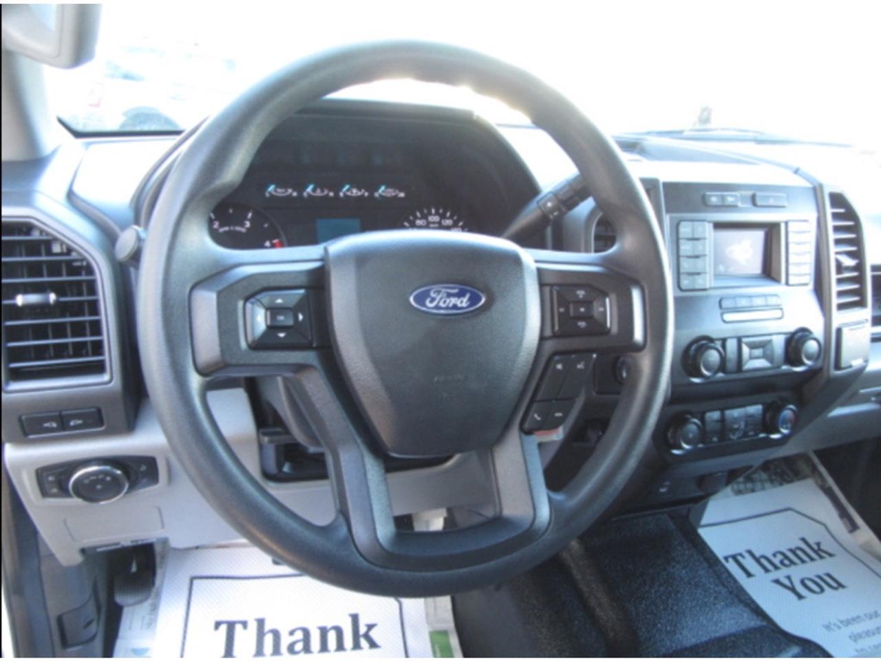 2022 Ford Super Duty F-550 4X4 CREW CAB DIESEL WITH 12FT STEEL DUMP BOX Photo