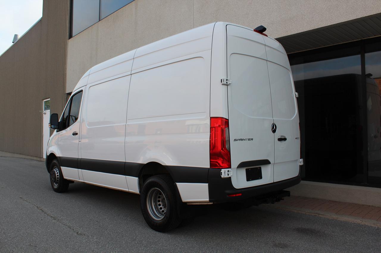 2021 Mercedes-Benz Sprinter Cargo Van 4500 - "DULLYS" - "3.0L DIESEL" - "TOW PKG" Photo