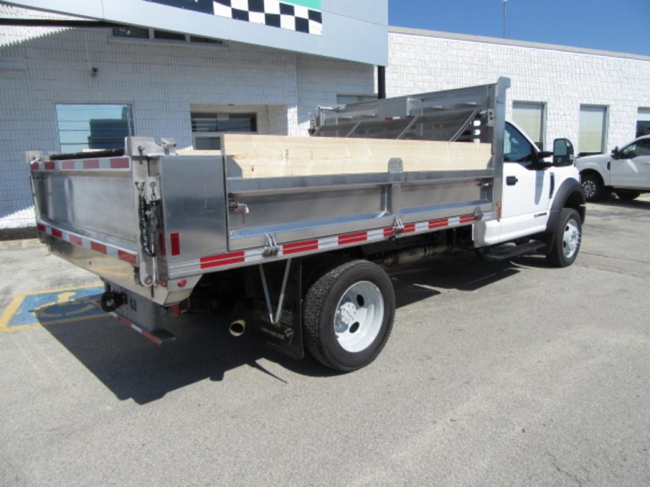 2022 Ford Super Duty F-550 DIESEL REG CAB 4X4 WITH 11 FT ALUMINUM DUMP BOX Photo