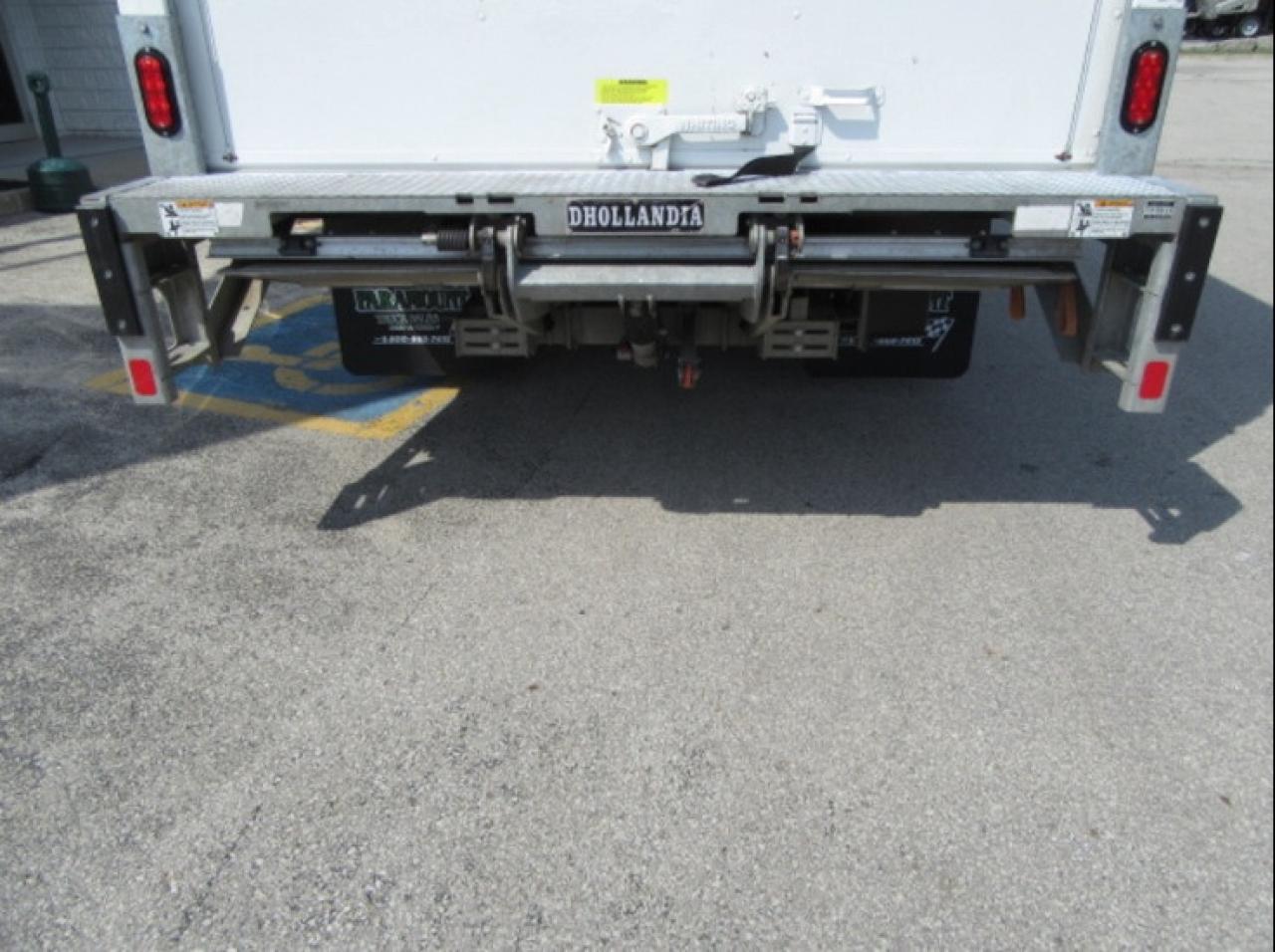 2023 Ford E-450 GAS 16FT HIGH BOX CUBE & POWER LIFTGATE Photo