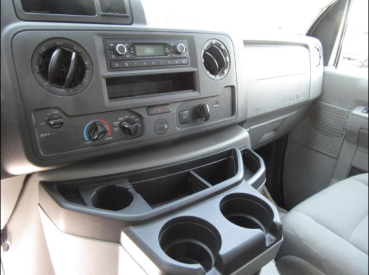 2023 Ford E-450 GAS 16FT HIGH BOX CUBE & POWER LIFTGATE Photo