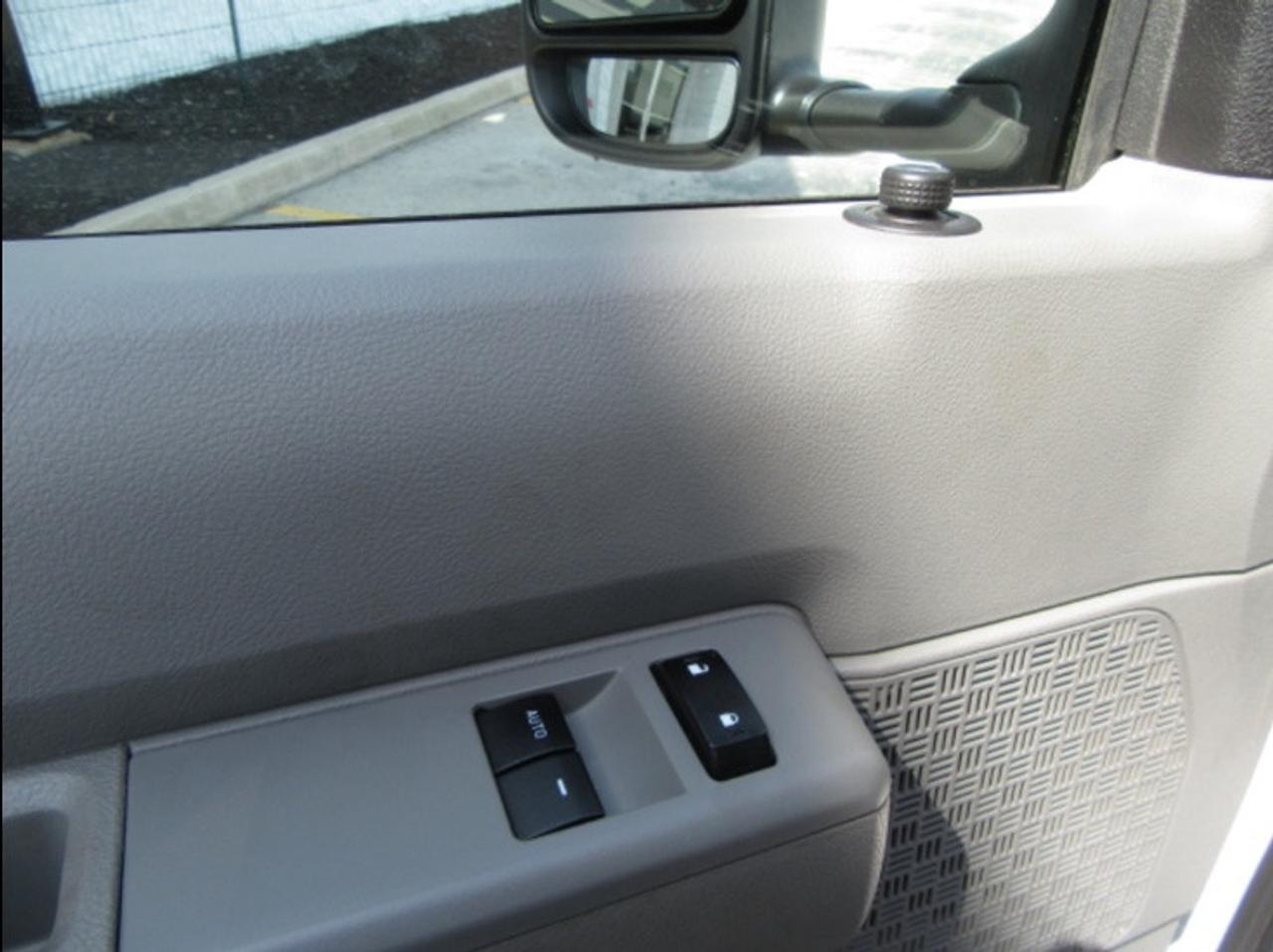 2023 Ford E-450 GAS 16FT HIGH BOX CUBE & POWER LIFTGATE Photo