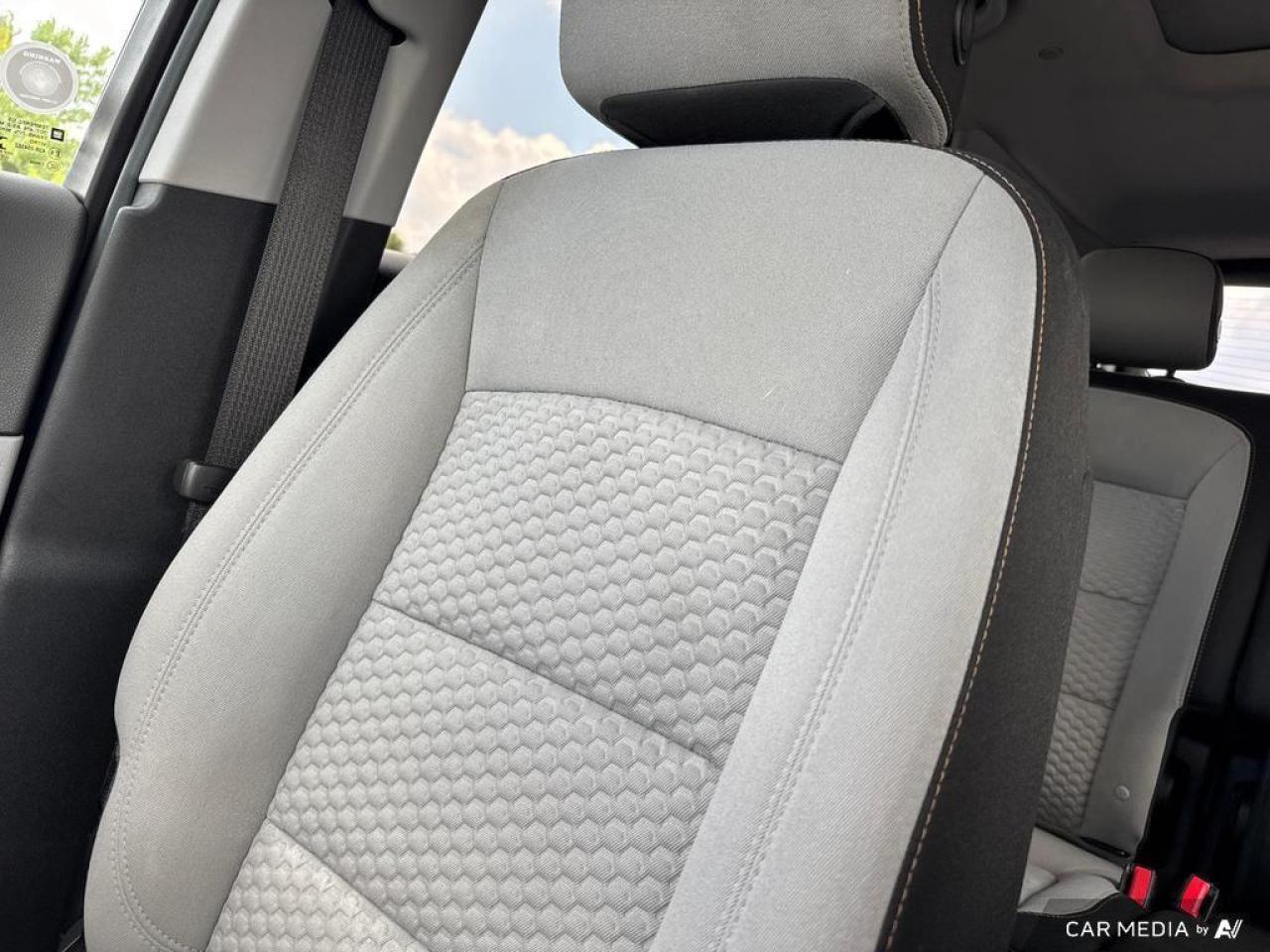 2019 GMC Terrain SLE BACKUP CAM   BLUETOOTH   HTD SEATS   KEYLESS E Photo