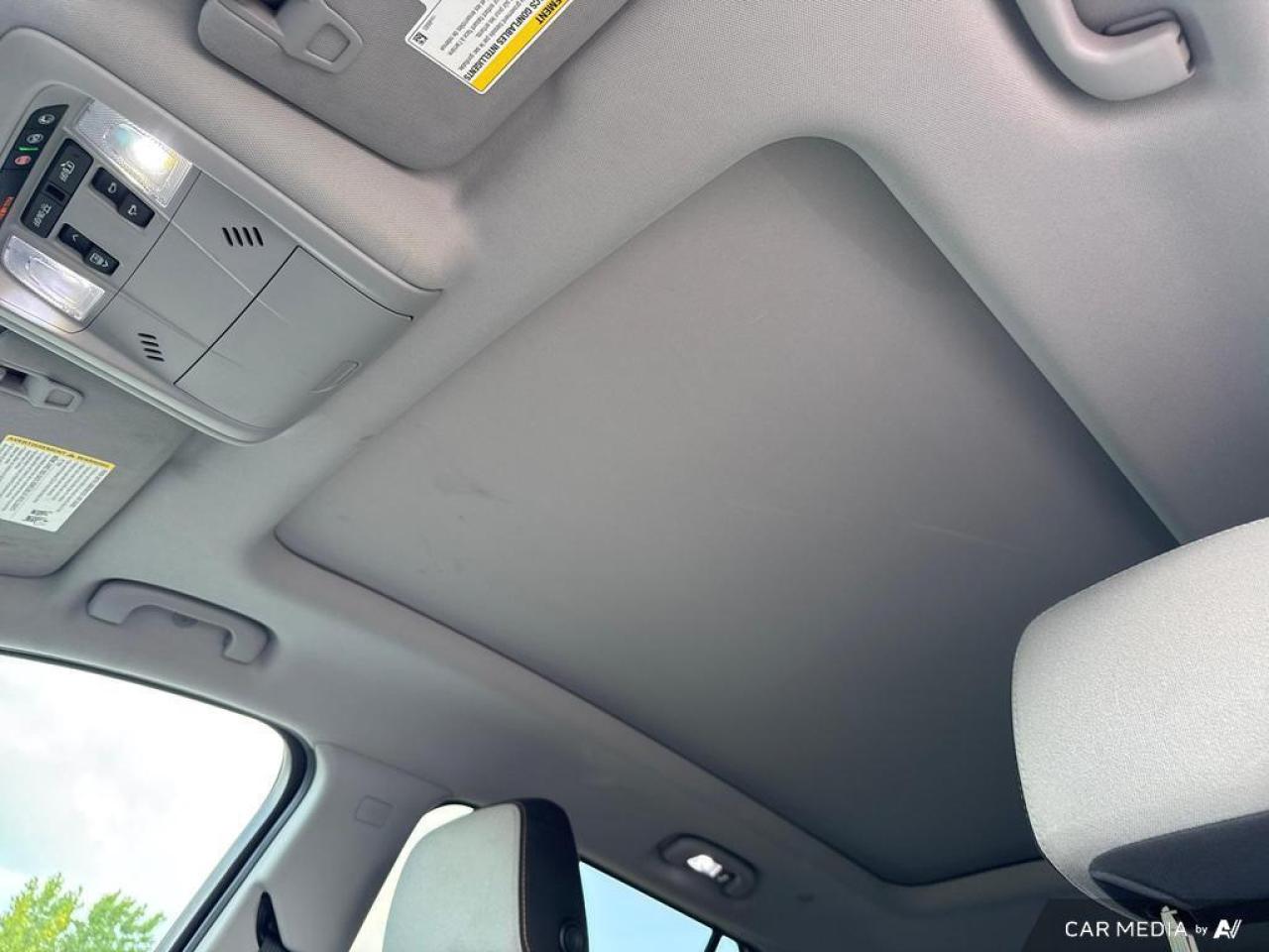 2019 GMC Terrain SLE BACKUP CAM   BLUETOOTH   HTD SEATS   KEYLESS E Photo