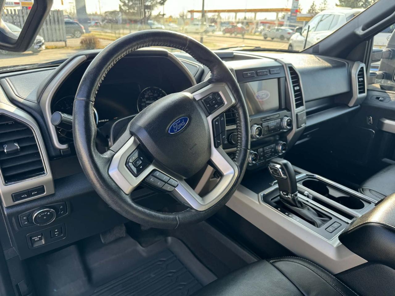 2020 Ford F-150 Lariat 4WD SuperCrew 5.5' Box Photo