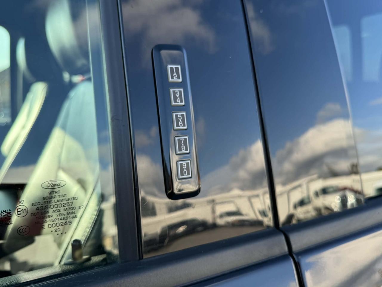 2020 Ford F-150 Lariat 4WD SuperCrew 5.5' Box Photo