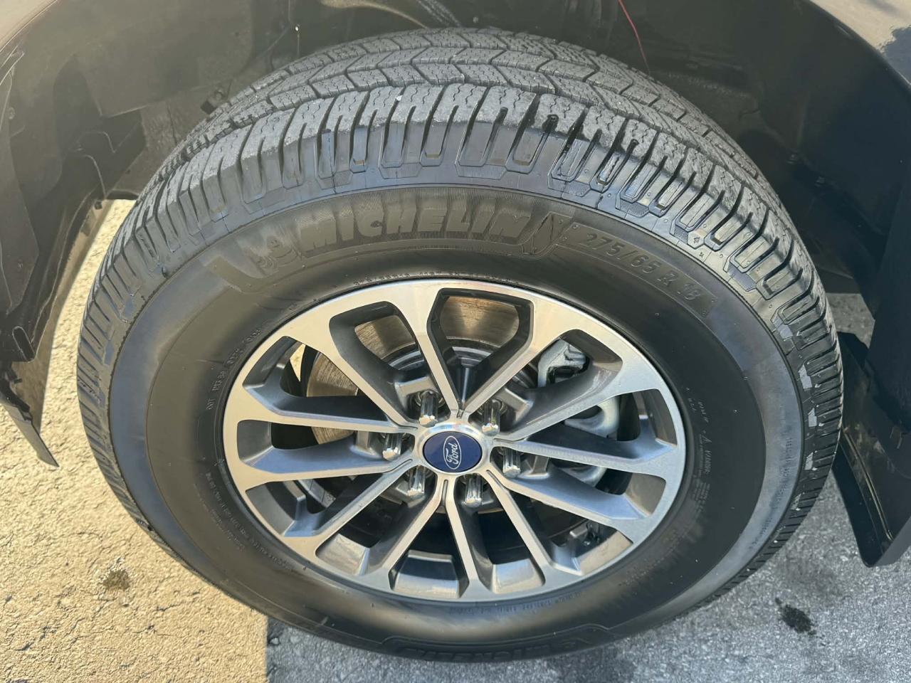 2020 Ford F-150 Lariat 4WD SuperCrew 5.5' Box Photo