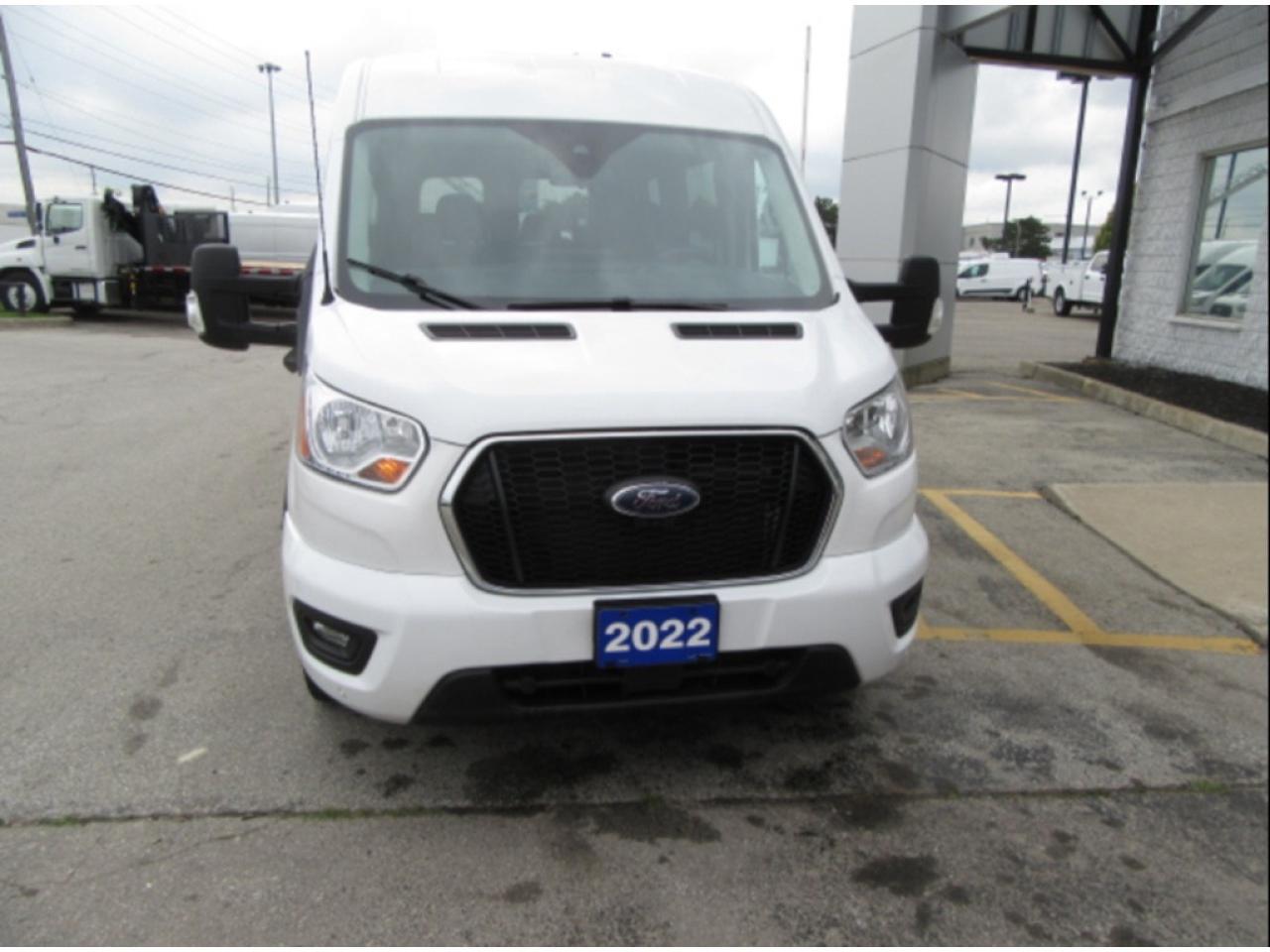 2022 Ford Transit Passenger Wagon GAS MED ROOF EXT ALL WHEEL DRIVE 15 PASS VAN Photo