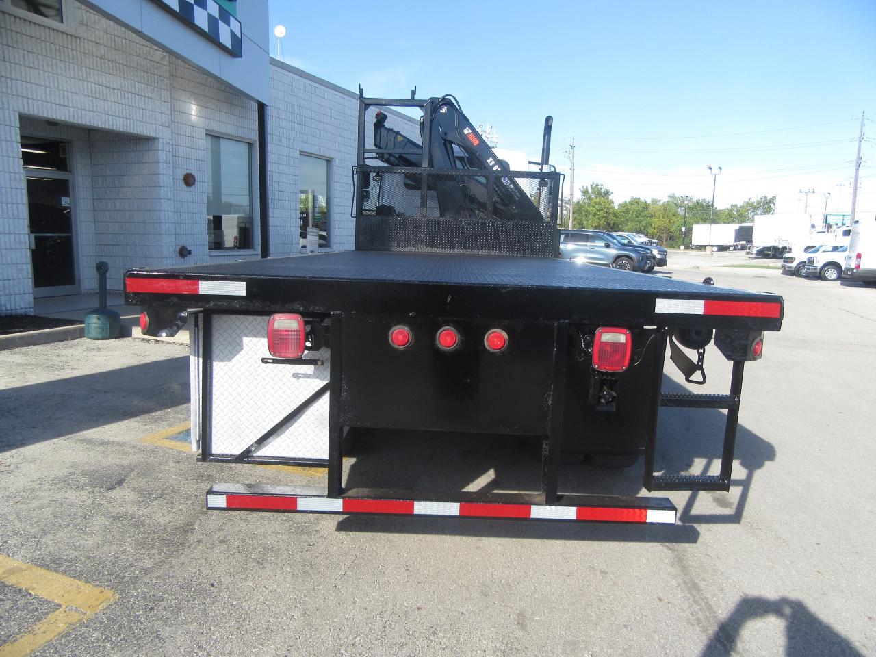 2017 International 7400 330HP DIESEL KNUCKLE CRANE FLAT DECK 2YR WARRANTY Photo