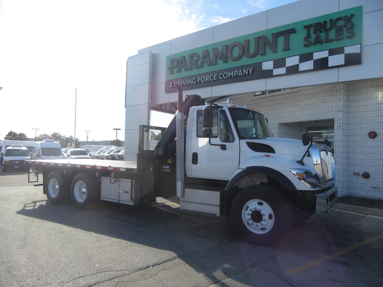 2017 International 7400 330HP DIESEL KNUCKLE CRANE FLAT DECK 2YR WARRANTY Photo0