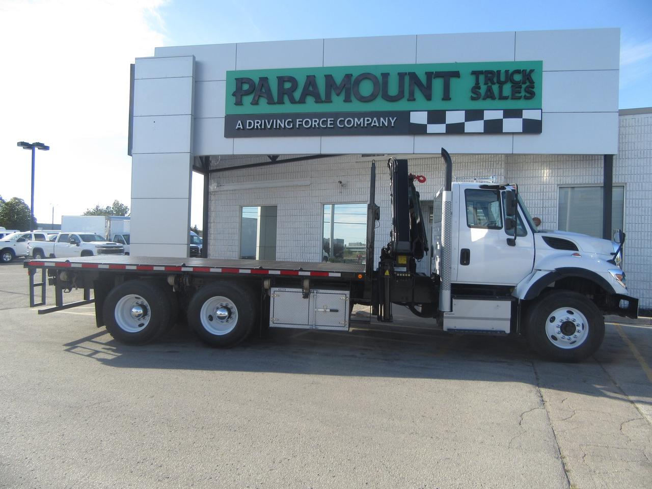 2017 International 7400 330HP DIESEL KNUCKLE CRANE FLAT DECK 2YR WARRANTY Photo