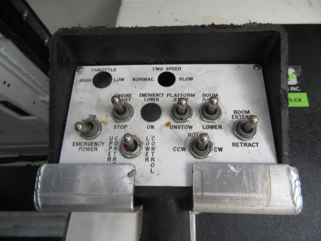 2018 Ford Transit T-350 VERSALIFT BUCKET PACKAGE Photo