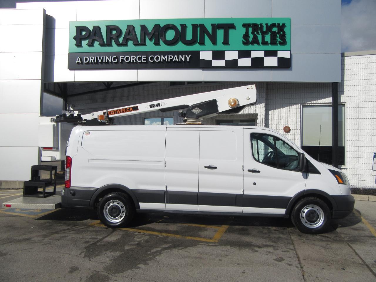 2018 Ford Transit T-350 VERSALIFT BUCKET PACKAGE Photo