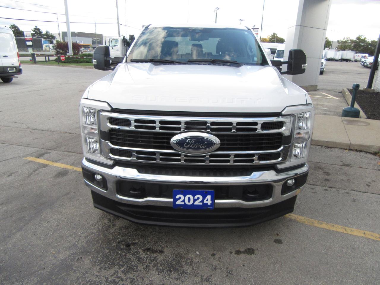 2024 Ford F-250 CREW CAB 4X4 XLT PKG 8 FT LONG BOX Photo