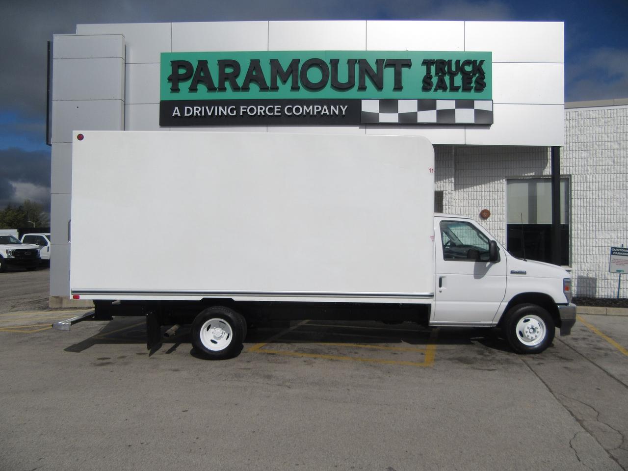 2023 Ford Super Duty E-450 DRW CUBE VAN 16FT HIGH BOX WITH ROLLOUT RAMP Photo
