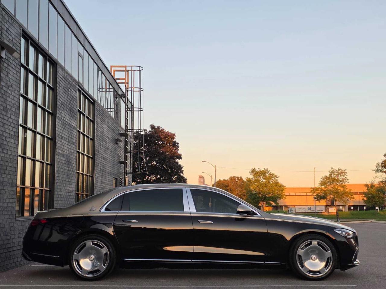 2022 Mercedes-Benz S-Class Maybach S 580 4MATIC Sedan Photo