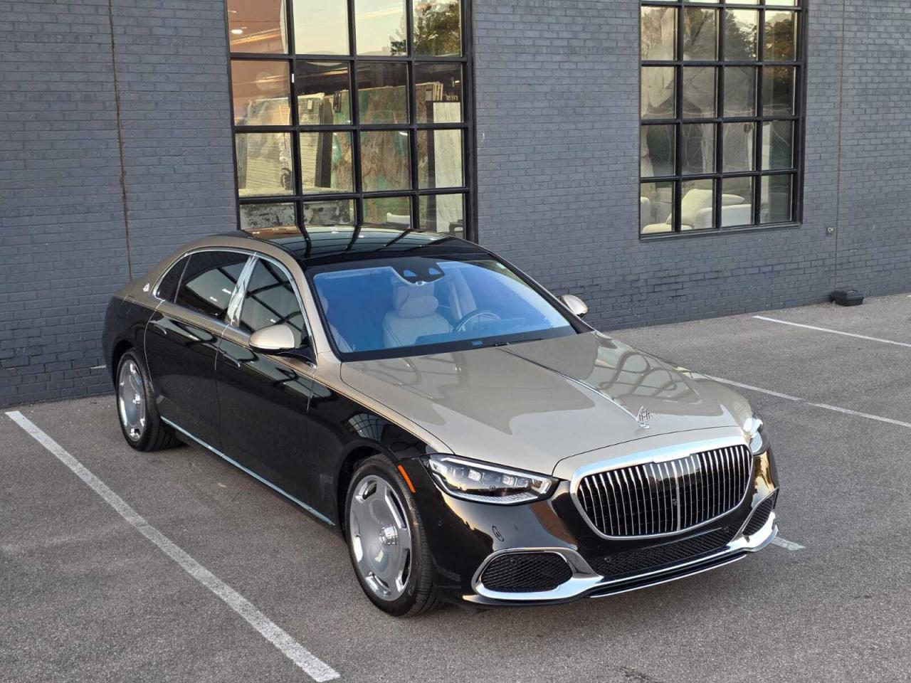 2022 Mercedes-Benz S-Class Maybach S 580 4MATIC Sedan Photo