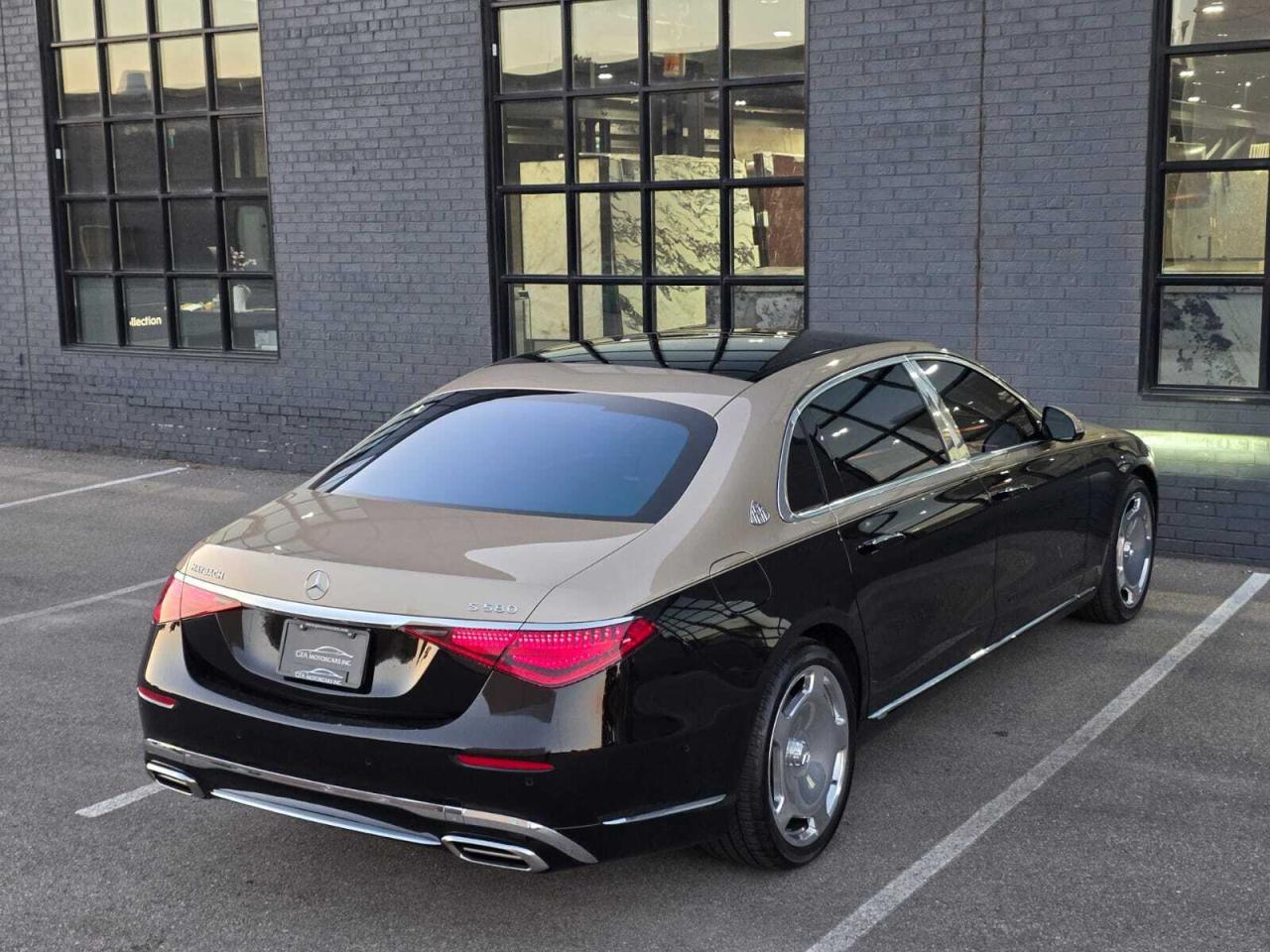 2022 Mercedes-Benz S-Class Maybach S 580 4MATIC Sedan Photo