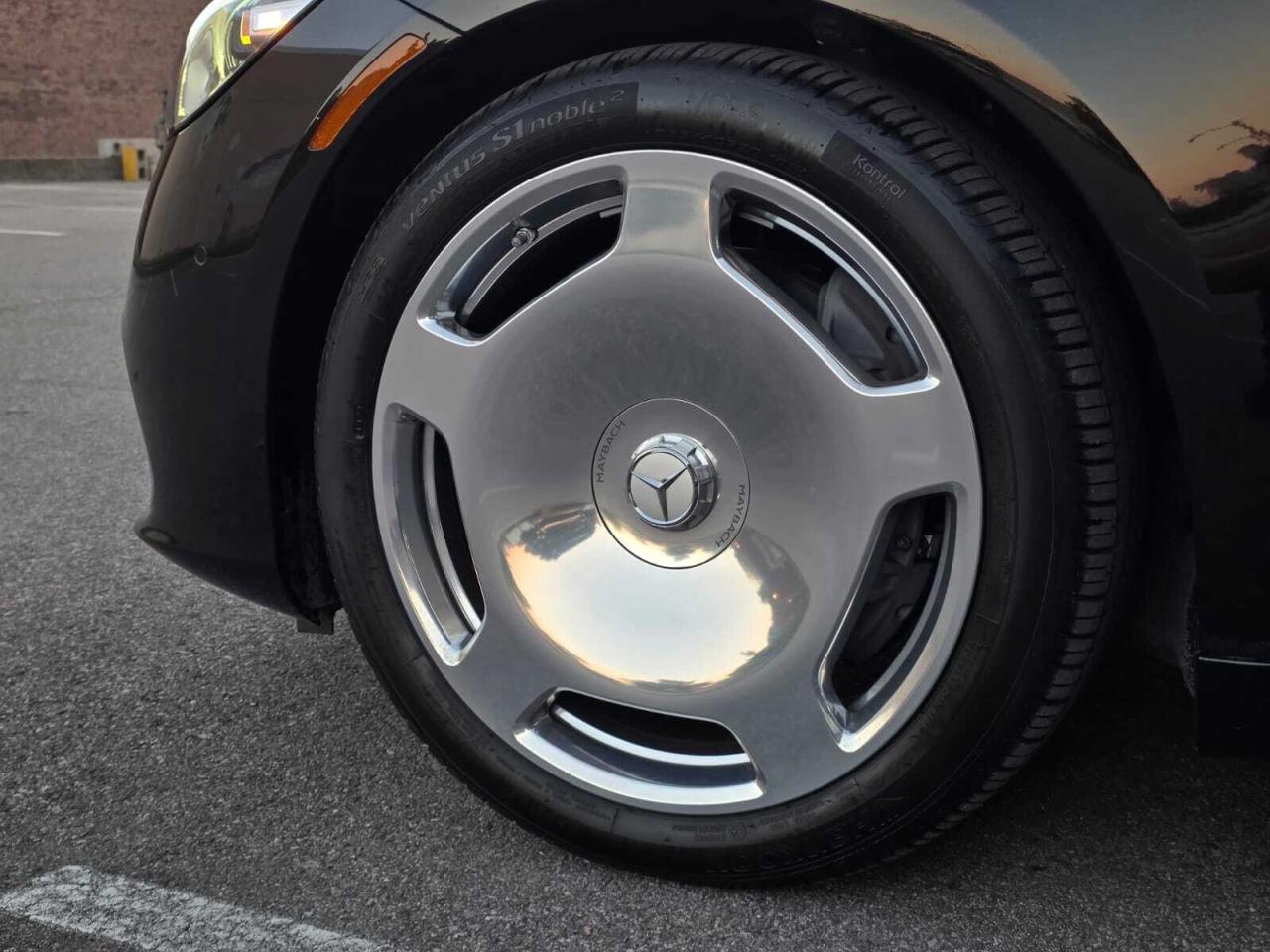 2022 Mercedes-Benz S-Class Maybach S 580 4MATIC Sedan Photo