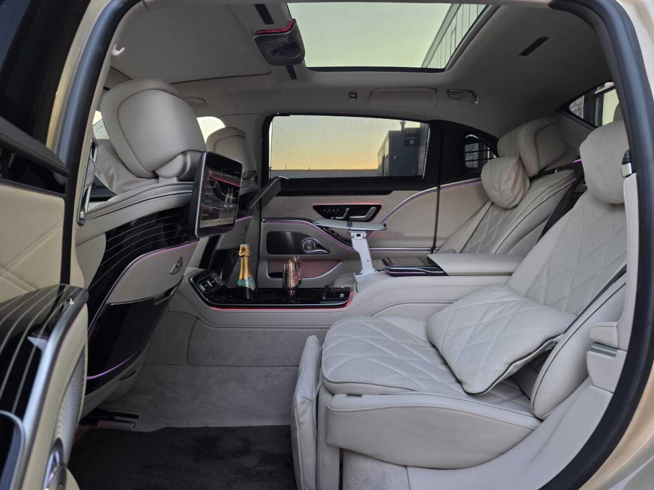 2022 Mercedes-Benz S-Class Maybach S 580 4MATIC Sedan Photo