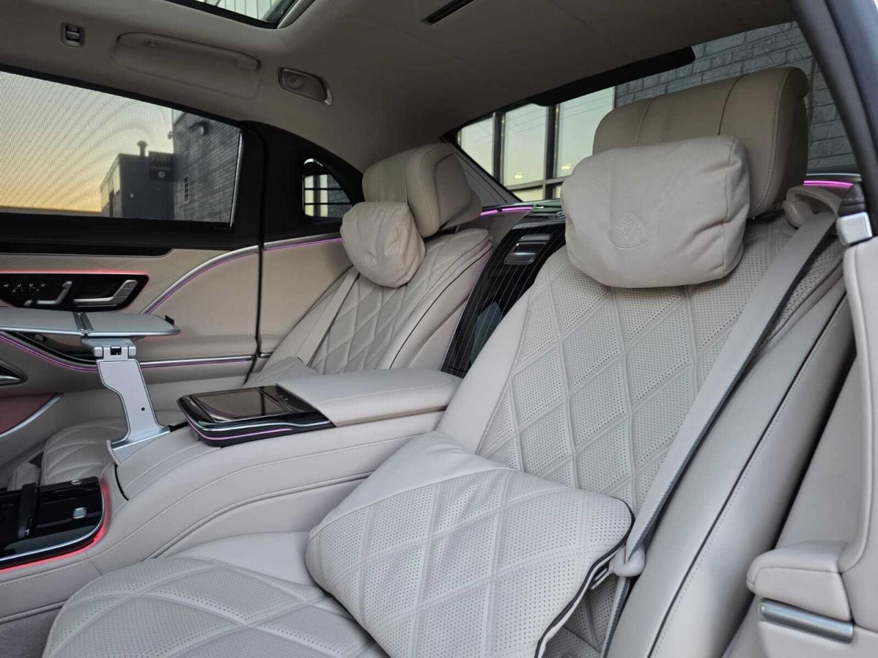 2022 Mercedes-Benz S-Class Maybach S 580 4MATIC Sedan Photo