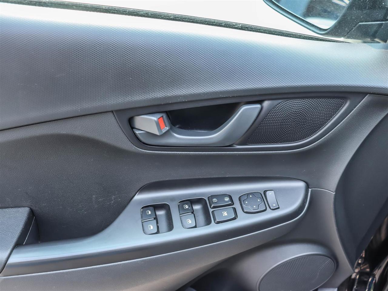 2023 Hyundai KONA 2.0L Preferred APPLE CARPLAY/ ANDROID AUTO Photo