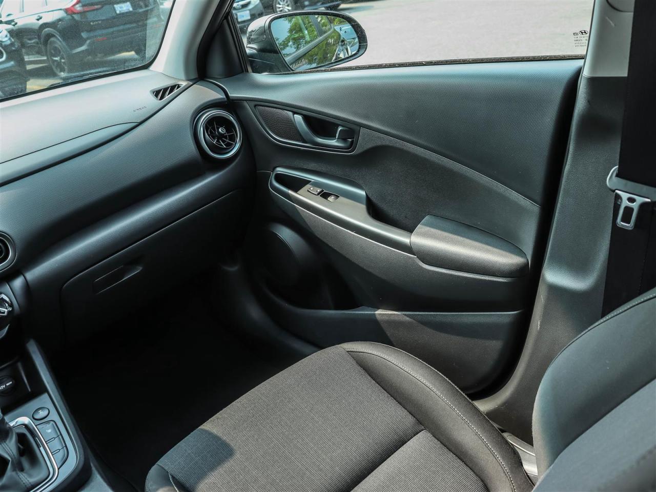 2023 Hyundai KONA 2.0L Preferred APPLE CARPLAY/ ANDROID AUTO Photo