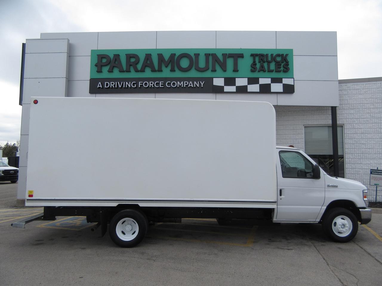 2019 Ford E-450 16FT CUBE VAN WITH ROLLOUT RAMP Photo
