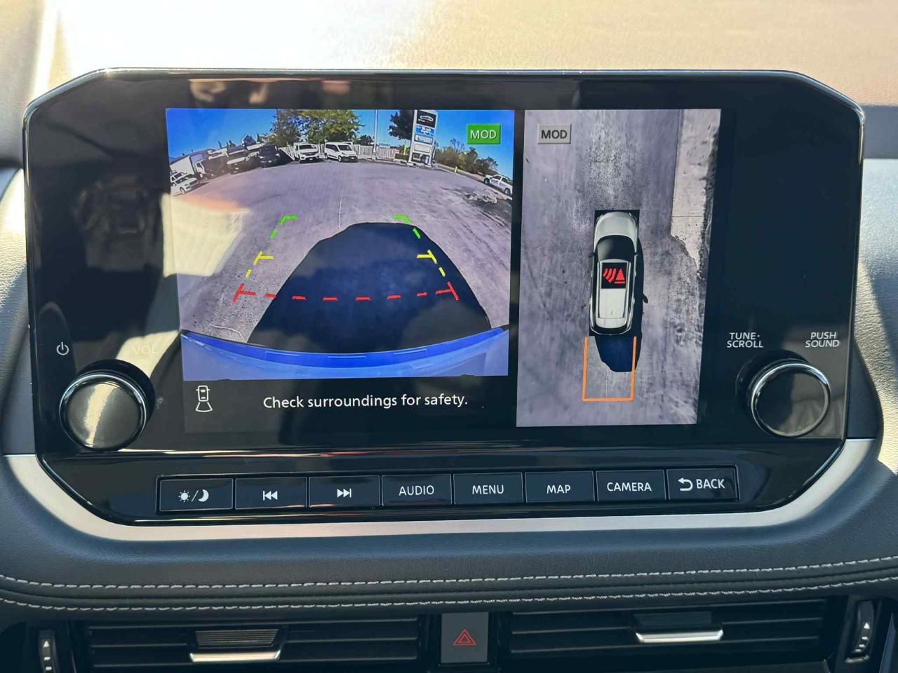 2023 Nissan Rogue AWD Platinum Photo