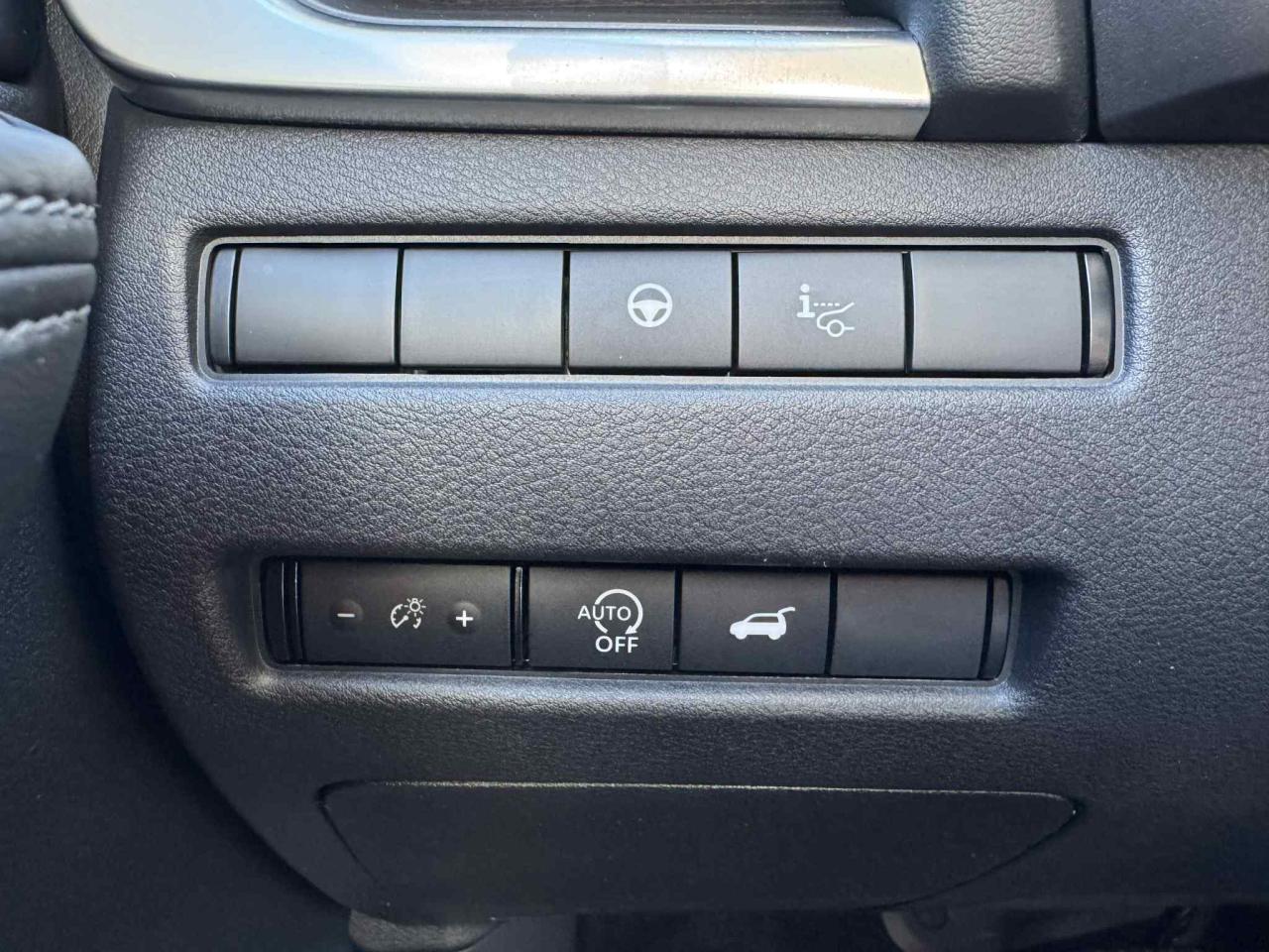 2023 Nissan Rogue AWD Platinum Photo