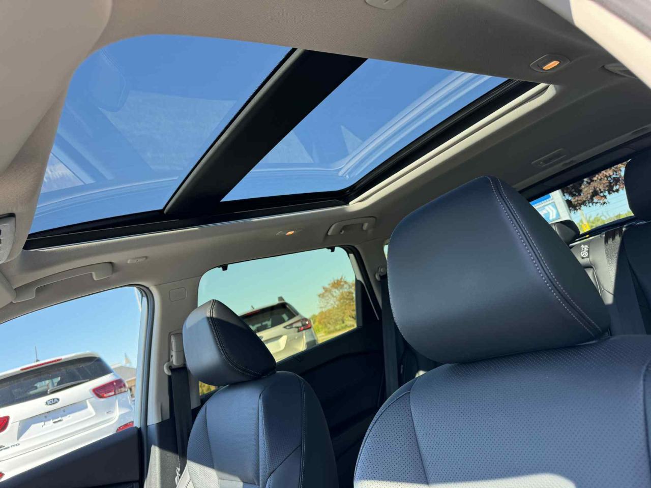 2023 Nissan Rogue AWD Platinum Photo