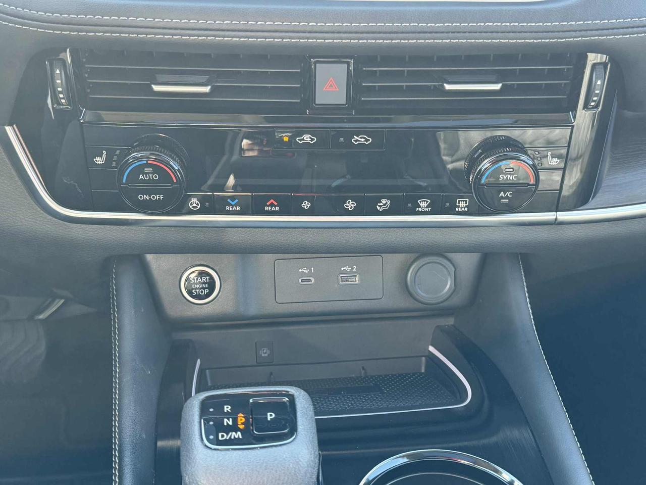 2023 Nissan Rogue AWD Platinum Photo