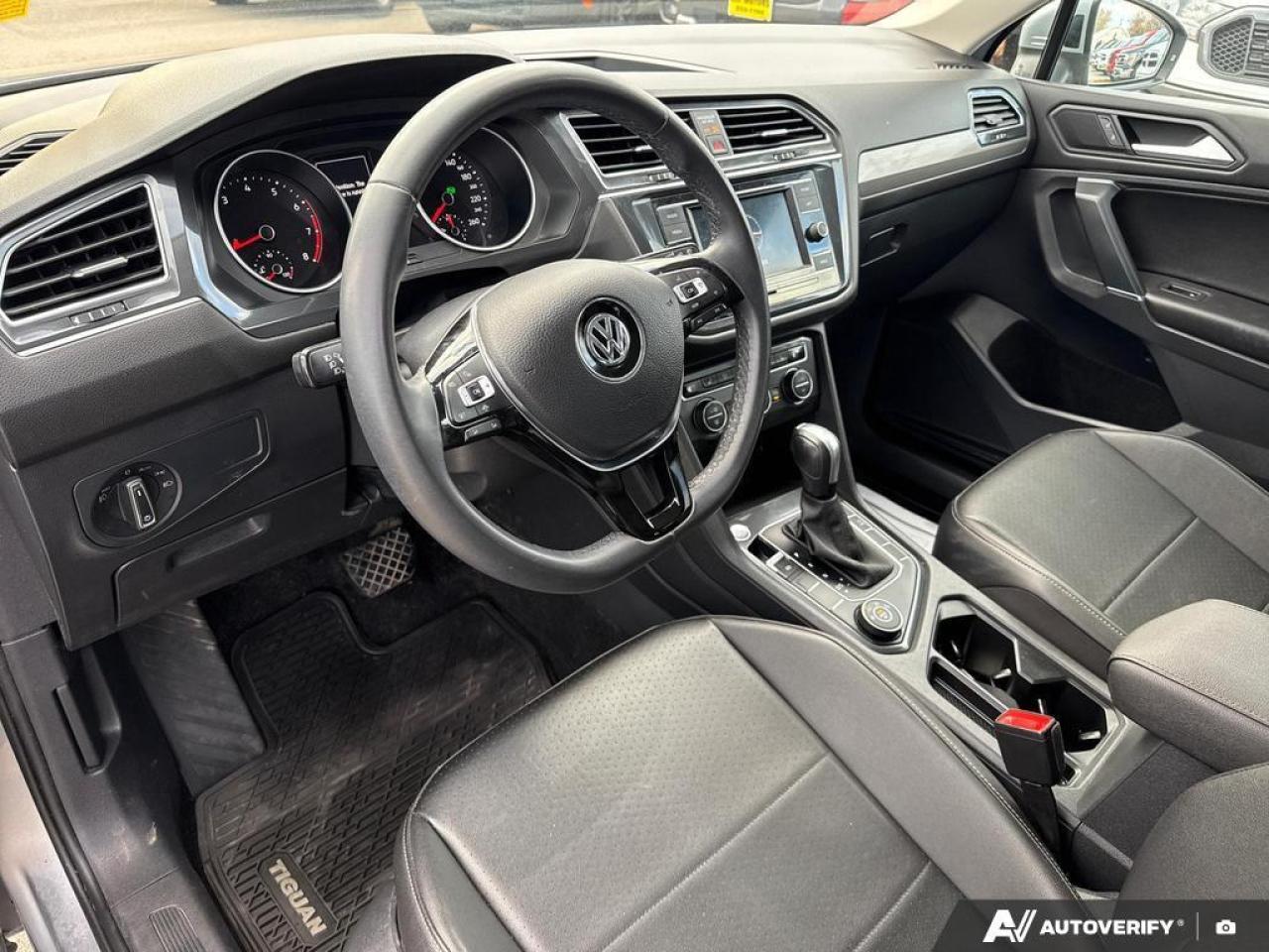 2020 Volkswagen Tiguan Comfortline BACKUP CAM   BLUETOOTH   HTD SEATS   K Photo