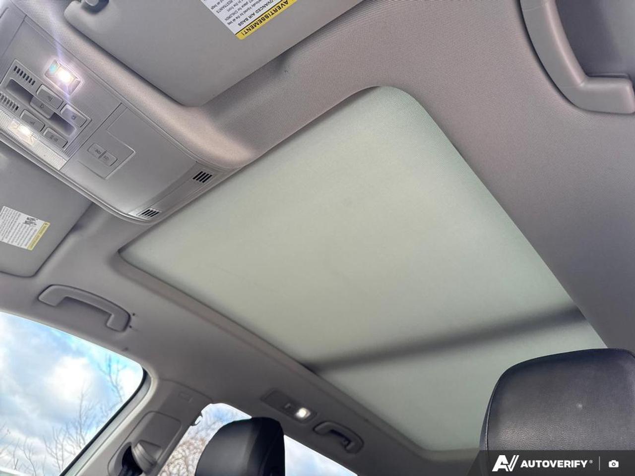 2020 Volkswagen Tiguan Comfortline BACKUP CAM   BLUETOOTH   HTD SEATS   K Photo