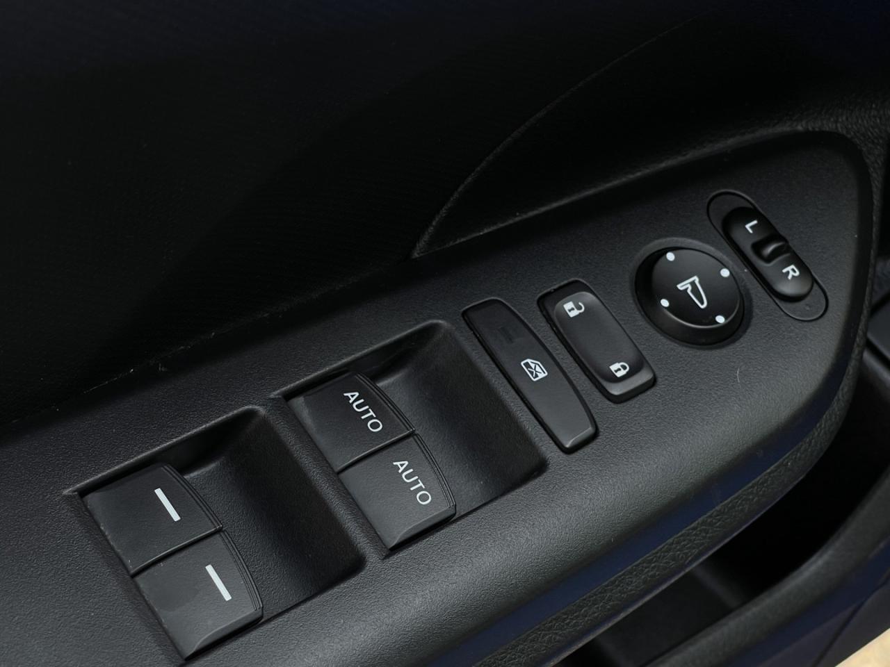 2018 Honda Civic LX   Carplay+Android   Htd Seats   Rev Cam Photo