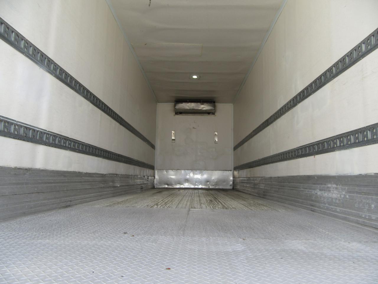 2018 Freightliner M2-106 TANDEM AXLE 26FT REEFER BOX CARRIER SUPRA SYSTEM Photo4