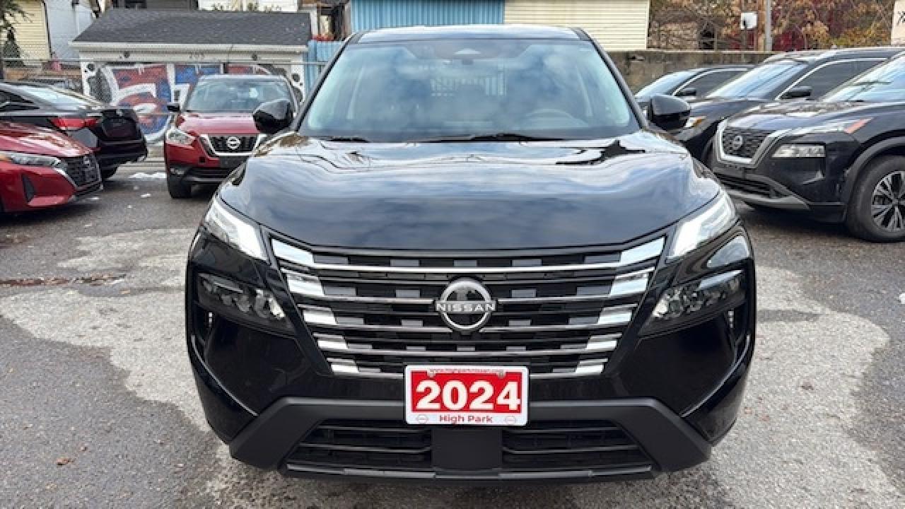 2024 Nissan Rogue S AWD, APPLE CARPLAY, BLIND SPOT, BLUETOOTH, ALLOY Photo