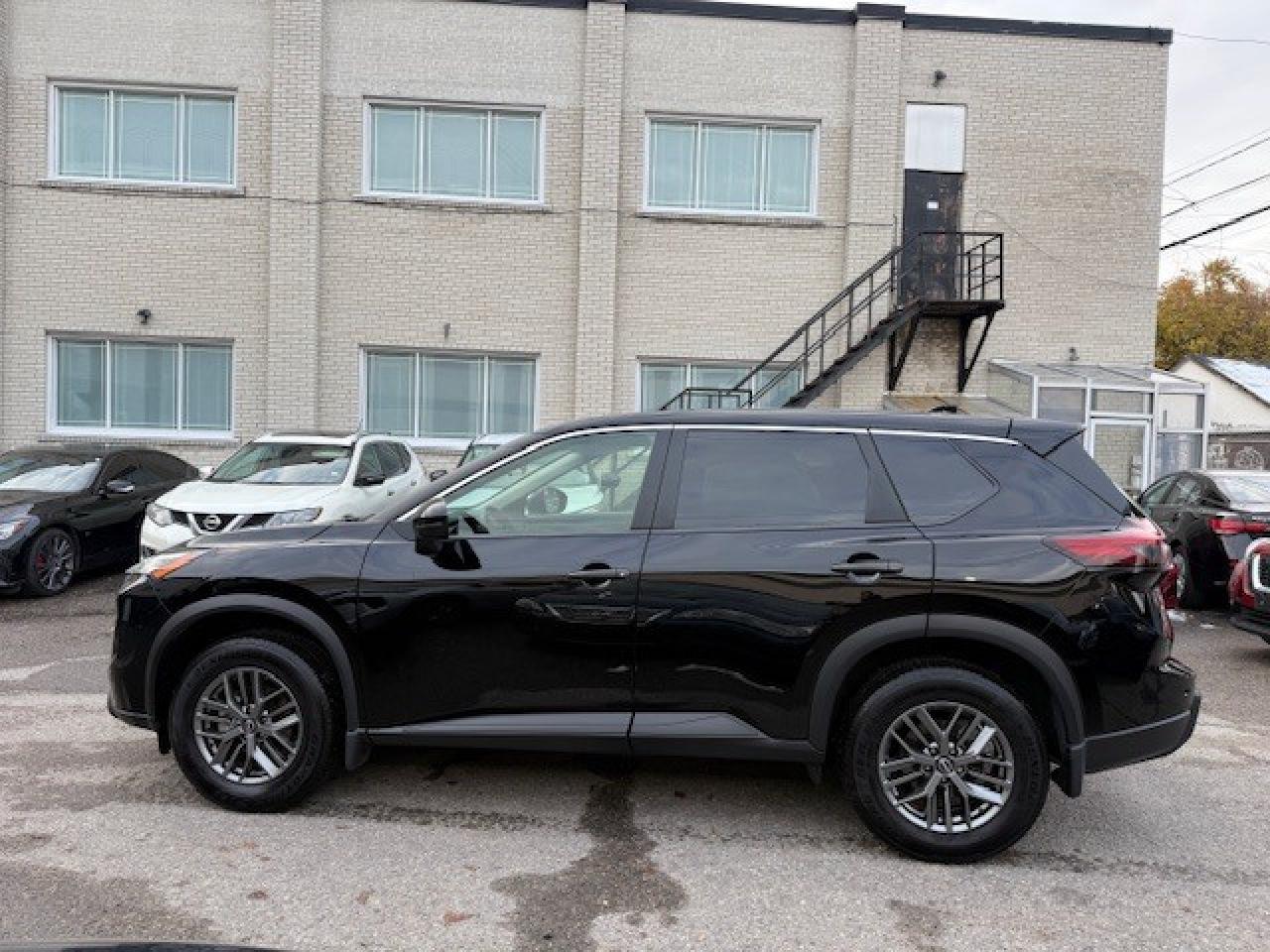 2024 Nissan Rogue S AWD, APPLE CARPLAY, BLIND SPOT, BLUETOOTH, ALLOY Photo