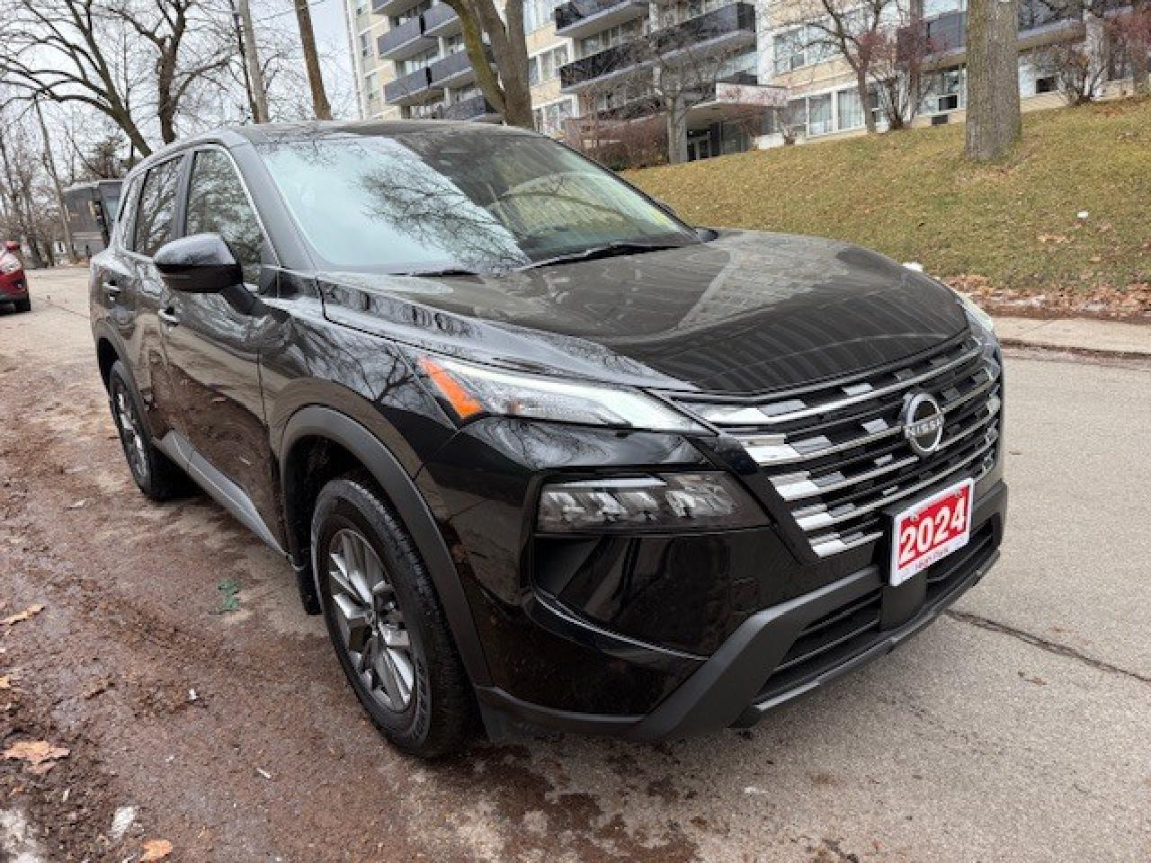 2024 Nissan Rogue S AWD, APPLE CARPLAY, BLIND SPOT, BLUETOOTH, ALLOY Photo2