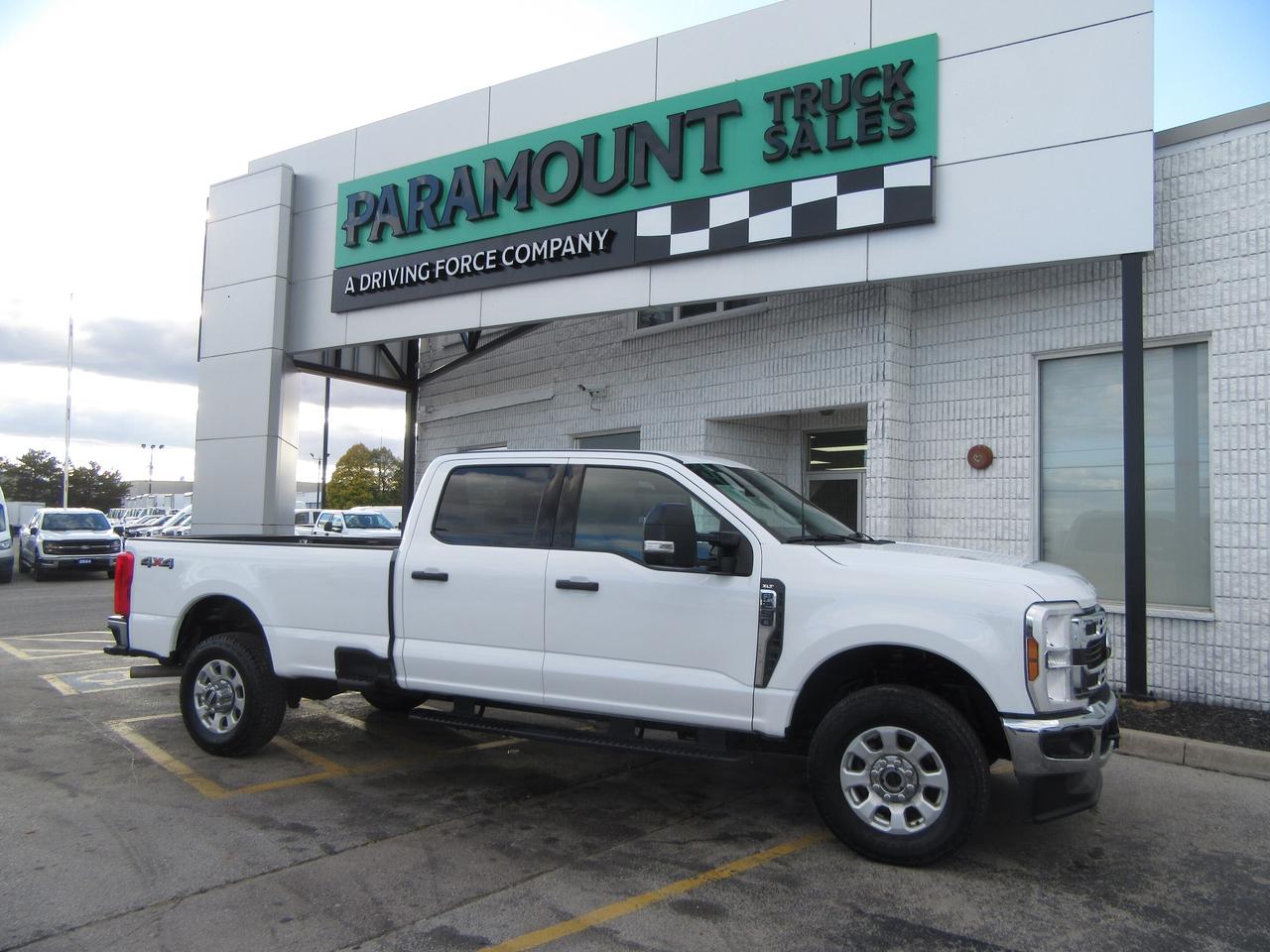 2024 Ford F-250 CREW CAB 4X4 XLT PKG 8 FT LONG BOX Photo
