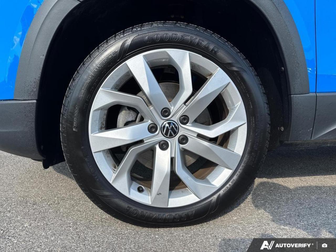 2022 Volkswagen Taos Comfortline BACKUP CAM   BLUETOOOTH   LEATHER INTE Photo